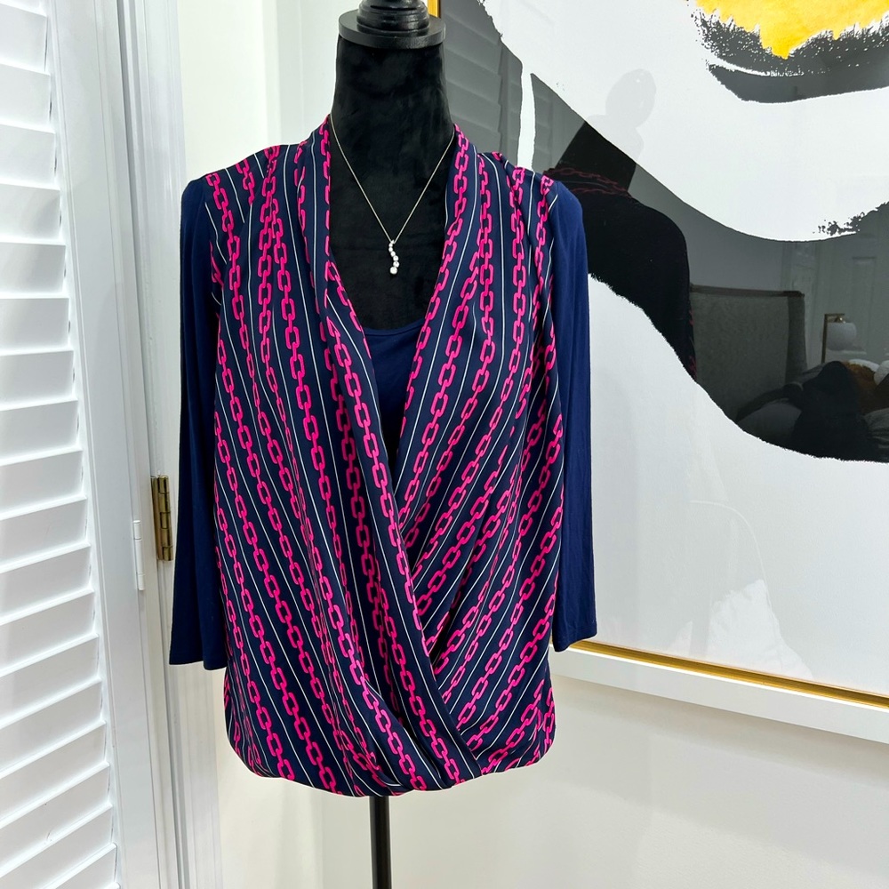 New York & Co. Navy Blue & Hot Pink Chainlink Top w/Swoop Front, Size S